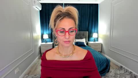 Diana online show from 12/02/25, 11:26