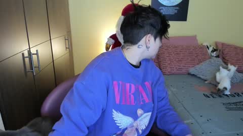 Snapshot of musicayluna chatting on 12/22/24, 09:22 VALENTINA Luna  online show from 12/22/24, 09:22