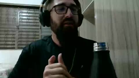 mustacheraider online show from 09/20/25, 12:39