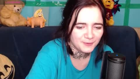 Snapshot of mustardgirl chatting on 02/13/25, 11:47 ZZ TOP online show from 02/13/25, 11:47