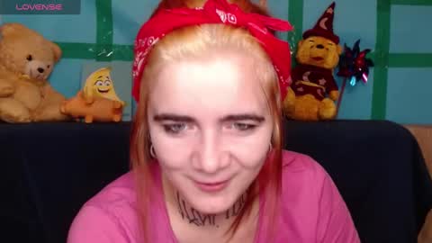 Snapshot of mustardgirl chatting on 02/28/25, 01:15 ZZ TOP online show from 02/28/25, 01:15