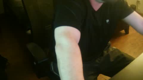 Snapshot of mustenjoyhead79 chatting on 11/23/25, 07:46 mustenjoyhead79 online show from 11/23/25, 07:46