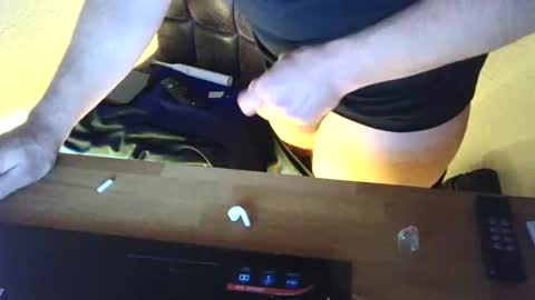 Snapshot of mustermann387 chatting on 09/26/25, 11:31 mustermann387 online show from 09/26/25, 11:31