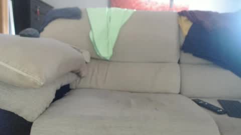 Snapshot of muxisexy chatting on 06/17/26, 06:27 muxisexy online show from 06/17/26, 06:27