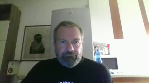 muzungu5 online show from 01/10/26, 05:15