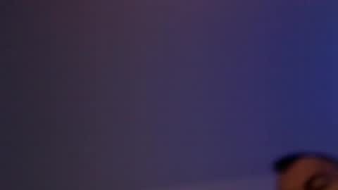 Snapshot of mweed95 chatting on 12/21/25, 09:00 mweed95 online show from 12/21/25, 09:00