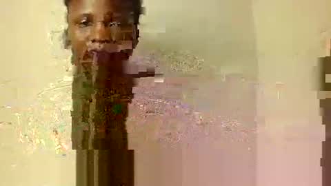 Snapshot of mwekas568403 chatting on 10/18/25, 07:03 mwekas568403 online show from 10/18/25, 07:03