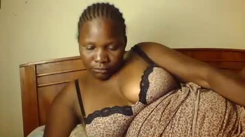 mwekas568403 online show from 12/02/25, 05:19