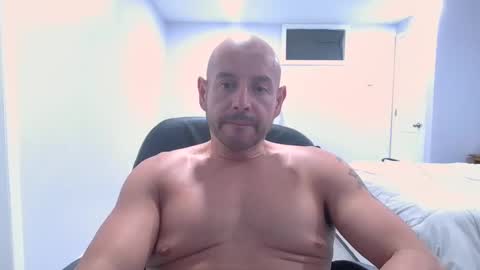 Snapshot of mworlton9 chatting on 09/09/25, 02:44 Maximus online show from 09/09/25, 02:44