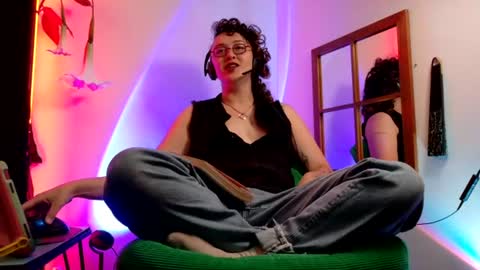 Mx. Anouk Divine online show from 07/04/26, 04:46
