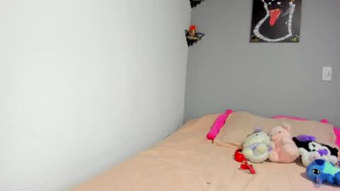 SOFIA online show from 04/21/26, 02:04