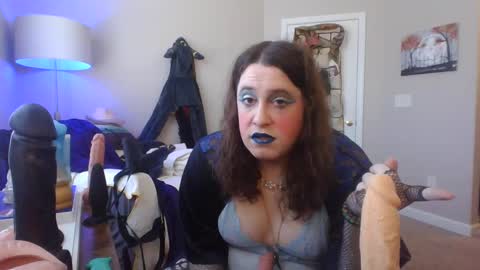Snapshot of mxsissycharlotte chatting on 03/12/25, 05:07 Mx Charlotte online show from 03/12/25, 05:07