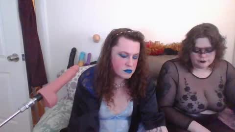 Snapshot of mxsissycharlotte chatting on 09/28/25, 11:10 Mx Charlotte online show from 09/28/25, 11:10