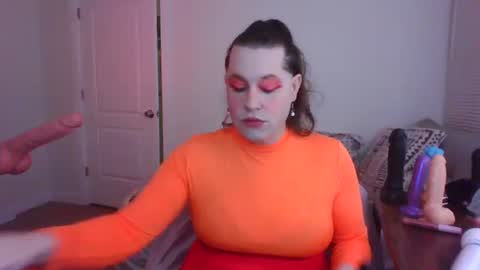 Snapshot of mxsissycharlotte chatting on 10/10/25, 03:44 Mx Charlotte online show from 10/10/25, 03:44