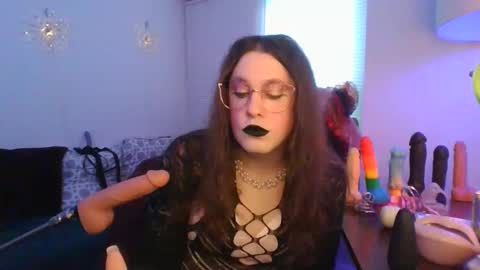 Mx Charlotte online show from 04/07/26, 08:42