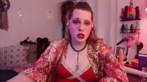 Snapshot of mxsissycharlotte chatting on 06/10/26, 06:18 Mx Charlotte online show from 06/10/26, 06:18