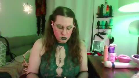 Snapshot of mxsissycharlotte chatting on 06/26/26, 02:16 Mx Charlotte online show from 06/26/26, 02:16