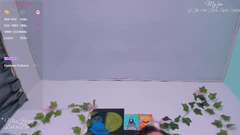 Snapshot of mxsshoney chatting on 10/12/25, 09:41 Sara IG online show from 10/12/25, 09:41