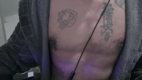 Snapshot of my432687 chatting on 01/05/25, 11:22 my432687 online show from 01/05/25, 11:22