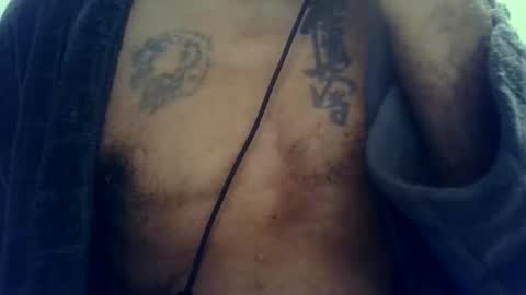 Snapshot of my432687 chatting on 11/17/25, 11:43 my432687 online show from 11/17/25, 11:43