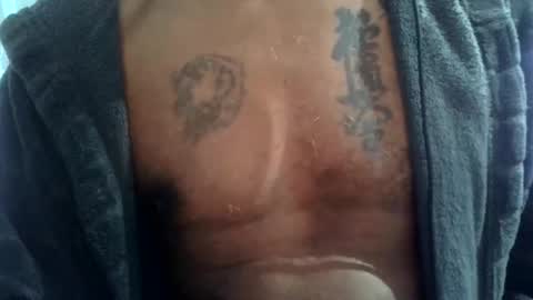 Snapshot of my432687 chatting on 12/20/25, 12:51 my432687 online show from 12/20/25, 12:51