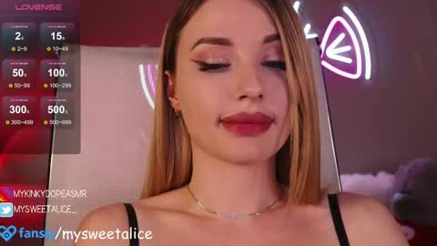 Snapshot of my__sweet__alice chatting on 03/05/25, 04:57 mysweetalice online show from 03/05/25, 04:57