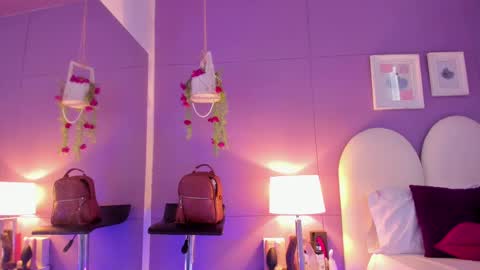 Snapshot of my_aleja_ chatting on 09/15/25, 12:49 my_aleja_ online show from 09/15/25, 12:49