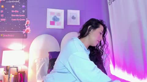 Snapshot of my_aleja_ chatting on 10/09/25, 01:09 my_aleja_ online show from 10/09/25, 01:09