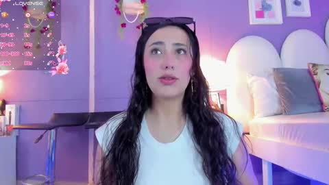 Snapshot of my_aleja_ chatting on 11/01/25, 12:51 my_aleja_ online show from 11/01/25, 12:51