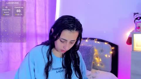 my_aleja_ online show from 02/10/26, 12:31