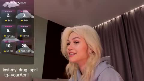 Snapshot of my_april chatting on 09/10/25, 03:17 April online show from 09/10/25, 03:17