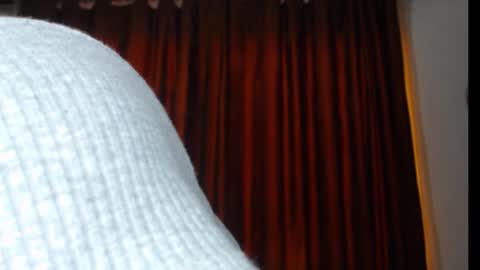     sara      i know you love me xoxox     online show from 03/03/26, 08:15