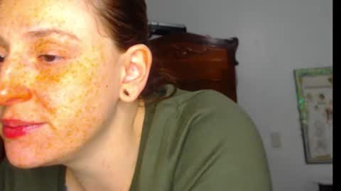     sara      i know you love me xoxox     online show from 03/16/26, 05:44