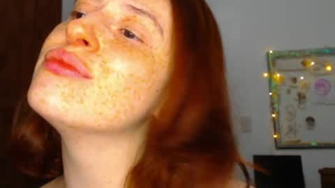     sara      i know you love me xoxox     online show from 04/06/26, 06:25