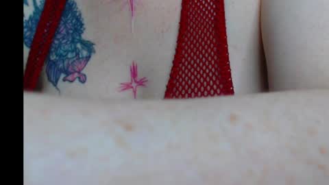     sara      i know you love me xoxox     online show from 04/15/26, 02:40