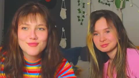 Snapshot of my_parisss chatting on 12/07/24, 07:43  PARIS   online show from 12/07/24, 07:43