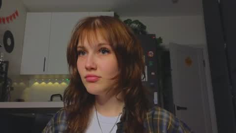 Snapshot of my_parisss chatting on 01/29/25, 09:28  PARIS   online show from 01/29/25, 09:28