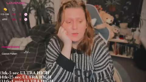 Kate online show from 09/26/25, 09:41