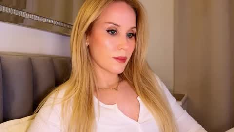 Mya-be Yours P online show from 09/13/25, 07:35