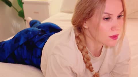 Mya-be Yours P online show from 02/27/26, 09:48