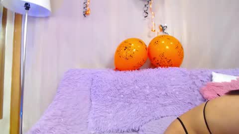    Mya   online show from 10/29/25, 07:15