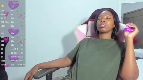 Snapshot of myblackdope_ chatting on 11/26/25, 01:45 Samanta online show from 11/26/25, 01:45