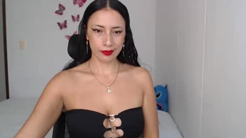 Snapshot of myc_sw_couple chatting on 02/02/25, 02:24 mary and charlie online show from 02/02/25, 02:24