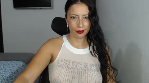 Snapshot of myc_sw_couple chatting on 10/04/25, 12:30 mary and charlie online show from 10/04/25, 12:30