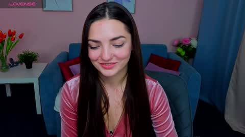 Snapshot of myellaluvs chatting on 10/06/25, 10:18 Ella online show from 10/06/25, 10:18