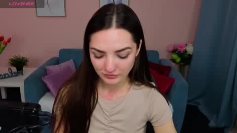 Snapshot of myellaluvs chatting on 10/21/25, 08:20 Ella online show from 10/21/25, 08:20