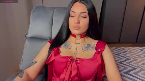 Snapshot of mygoddesshecate chatting on 11/10/25, 07:07 Hecate online show from 11/10/25, 07:07