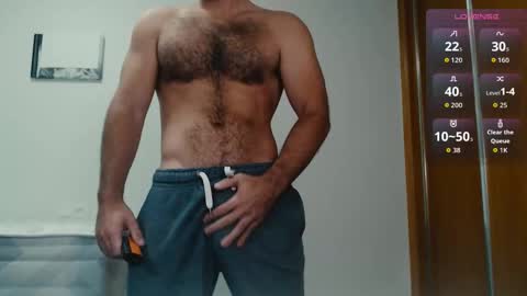 Snapshot of myhairymacho chatting on 11/03/25, 11:22 Juan OF myhairymacho online show from 11/03/25, 11:22