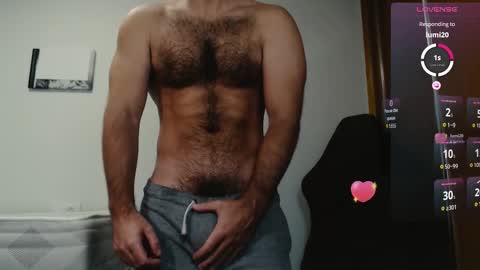 Snapshot of myhairymacho chatting on 12/14/25, 04:34 Juan OF myhairymacho online show from 12/14/25, 04:34
