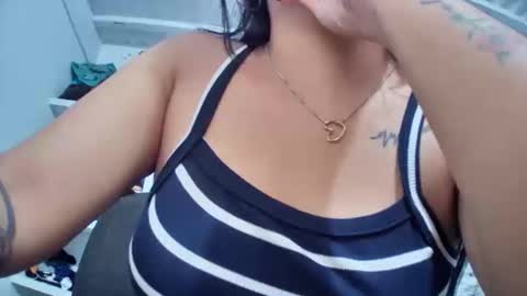 Snapshot of myhoney_hot chatting on 01/04/25, 02:46 myhoney_hot online show from 01/04/25, 02:46